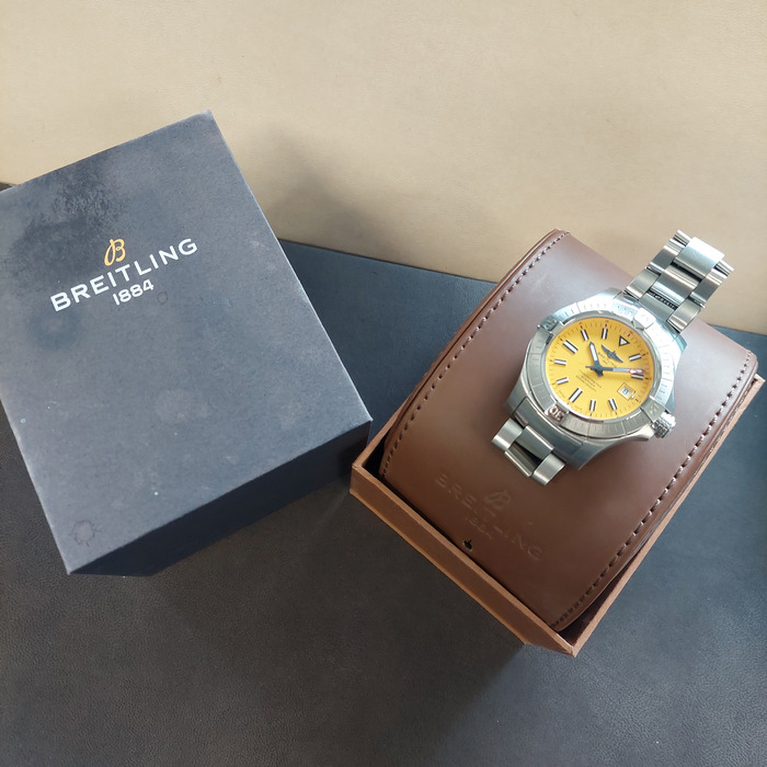 Breitling Avenger Automatic 45mm Seawolf A173191011A1 Tweedehands 3114-2079 Juwelier Clem Vercammen.jpg