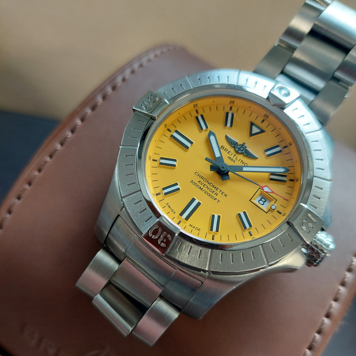 Breitling Avenger Automatic 45mm Seawolf A173191011A1 Tweedehands 3114-2079 Juwelier Clem Vercammen.jpg