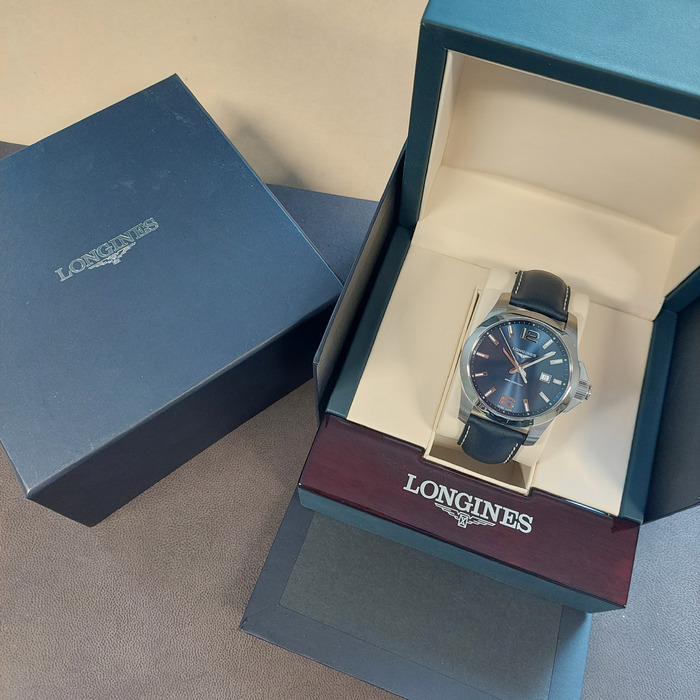 Longines Conquest L376049660 Tweedehands 3135-2081 Juwelier Clem Vercammen.jpg