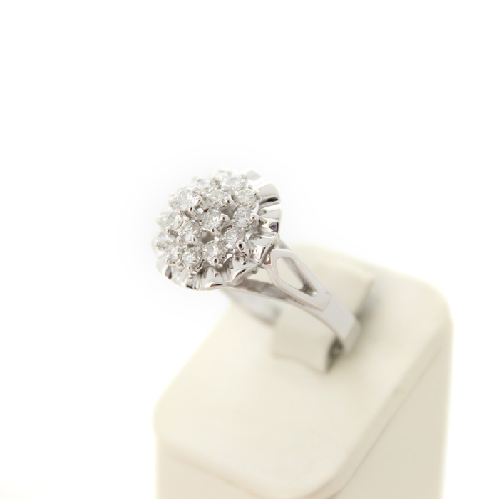 Ring Witgoud 18 Karaat Entourage Cocktailring Briljanten Tweedehands 2682-3263 Juwelier Clem Vercammen.jpg