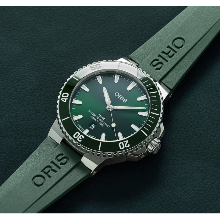 263660 01 Oris Aquis Date 0173377894157-0742337FC Juwelier Clem Vercammen.jpg