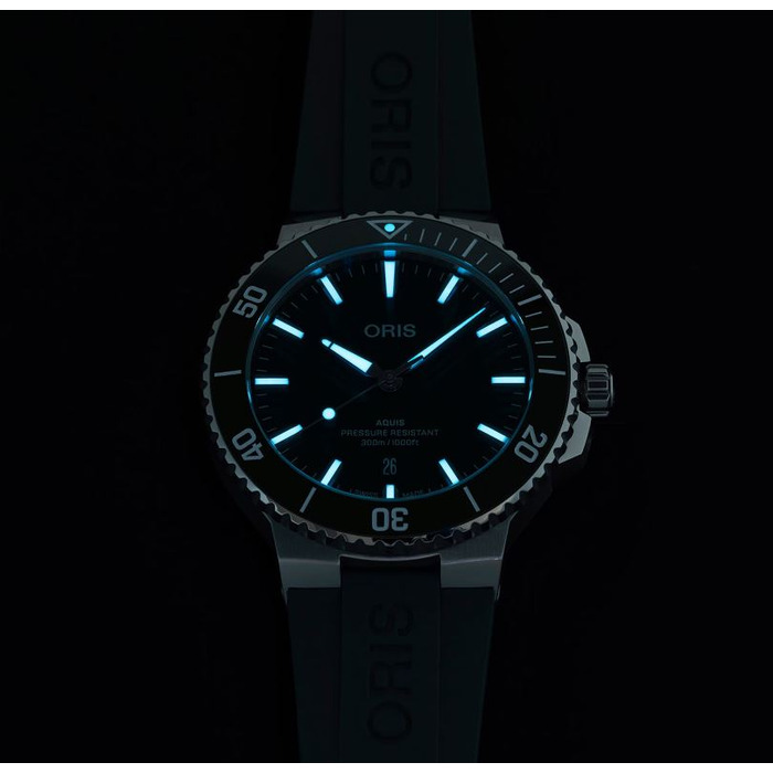 263660 01 Oris Aquis Date 0173377894157-0742337FC Juwelier Clem Vercammen.jpg