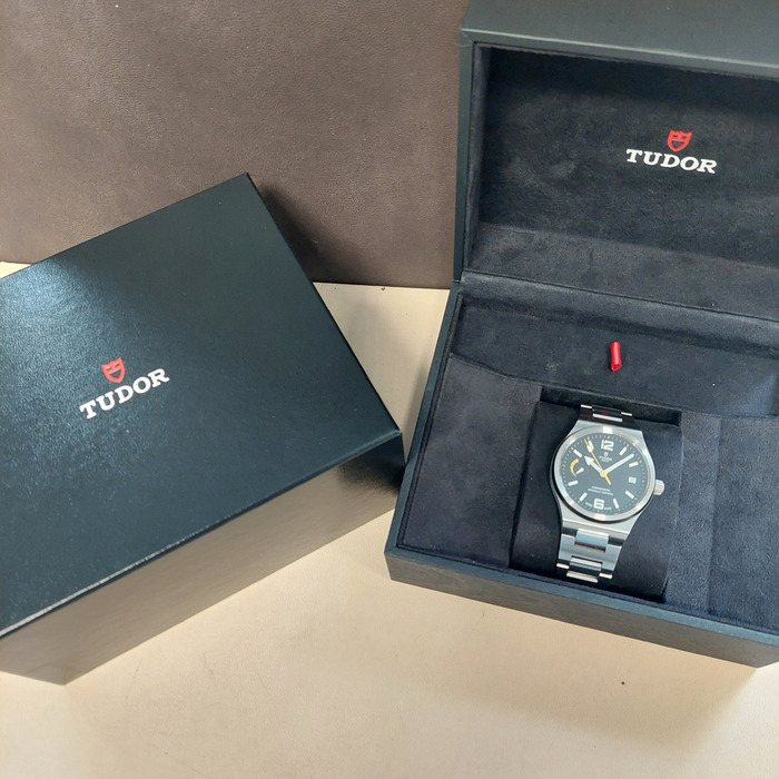 Tudor North Flag 91210N Tweedehands 4072-2101 Juwelier Clem Vercammen.jpg