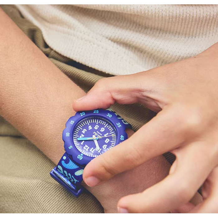 277287 01 Flik flak Surfing Essentials FPSP080 Juwelier Clem Vercammen.jpg