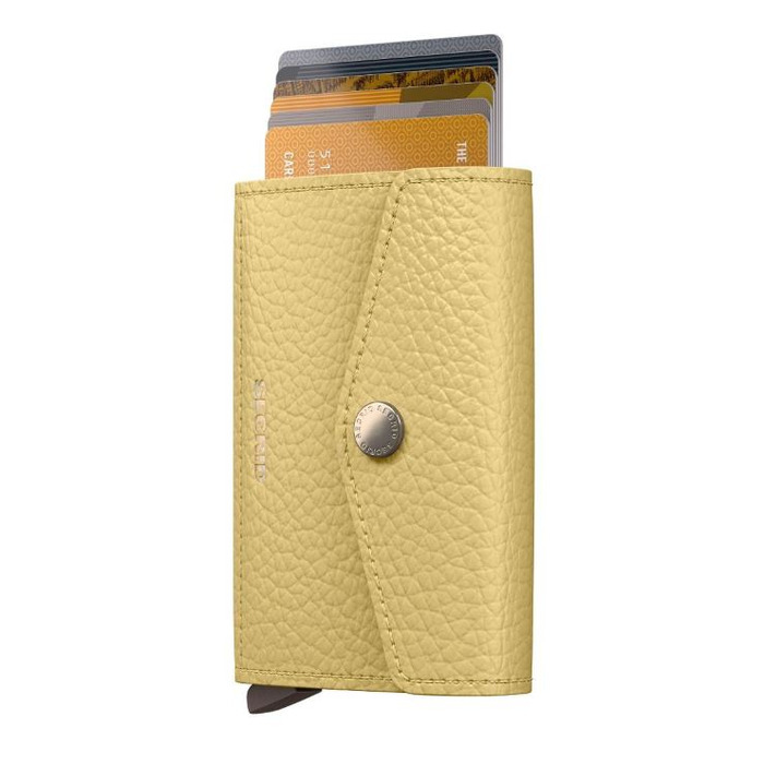 276378 01 Secrid Wallet Envelope Butter Yellow EPE-BUTTER-YELLOW Juwelier Clem Vercammen.jpg