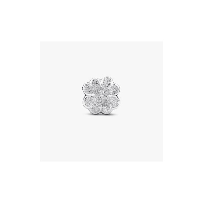 277031 01 Pandora Textured Clover 794047C00 Juwelier Clem Vercammen.jpg