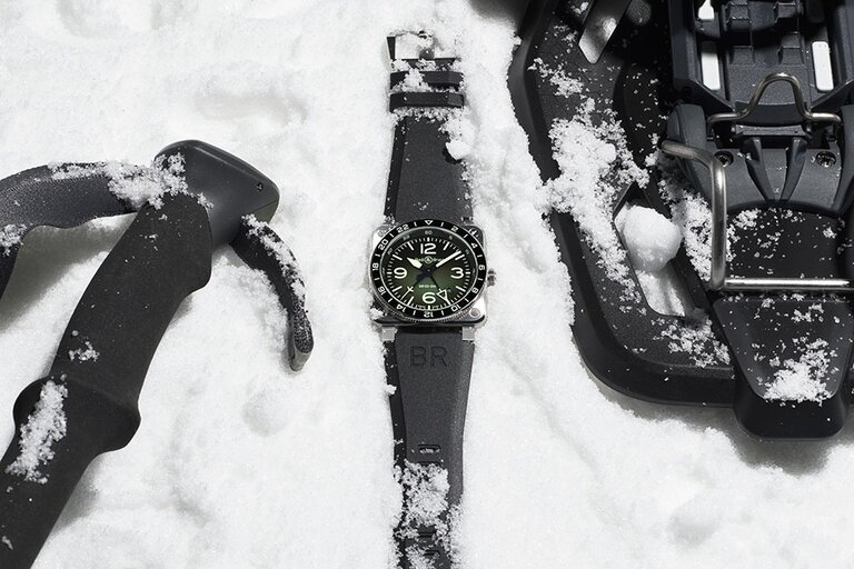 BR-03 GMT Green Lum ClemVercammen_BellRoss_BR03GMTLUM01.jpg