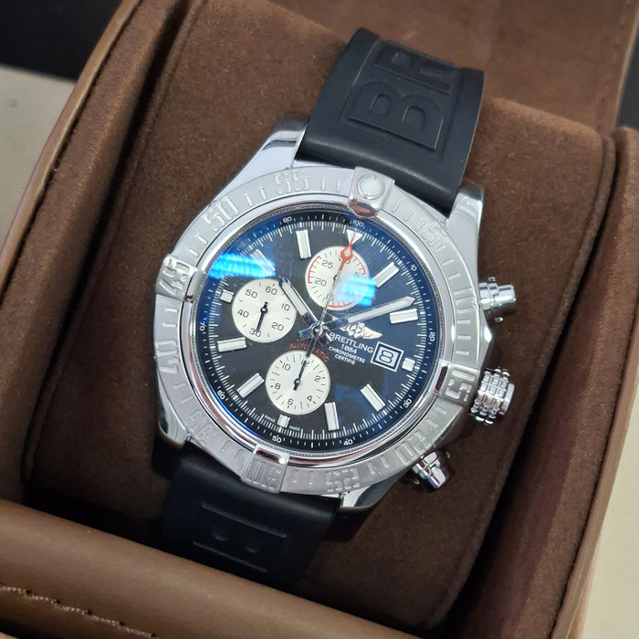 Breitling Super Avenger A13371111B1S1 Tweedehands 4725-2117 Juwelier Clem Vercammen.jpg
