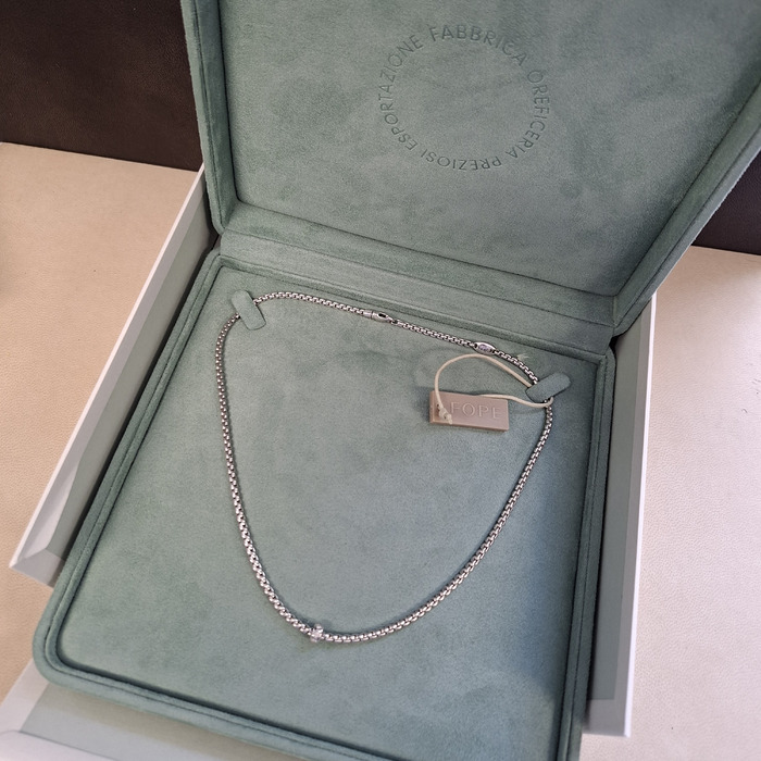 Fop Collier Witgoud 18 Karaat Briljant 012ct 73101CXBBBXBX Tweedehands 4500-3280 Juwelier Clem Vercammen.jpg