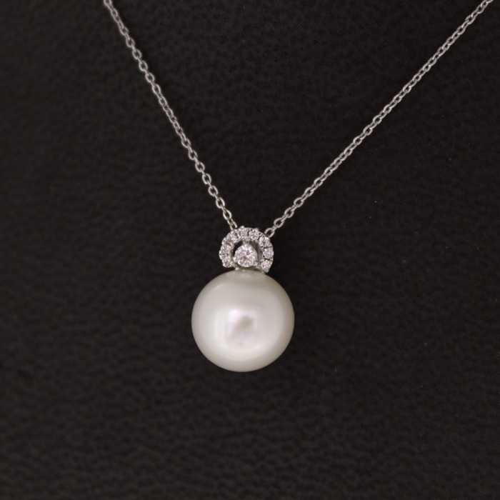 Ketting Met Hanger Witgoud 18 Karaat Parel Zirconium Tweedehands 4499-3281 Juwelier Clem Vercammen.jpg