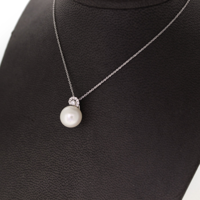 Ketting Met Hanger Witgoud 18 Karaat Parel Zirconium Tweedehands 4499-3281 Juwelier Clem Vercammen.jpg