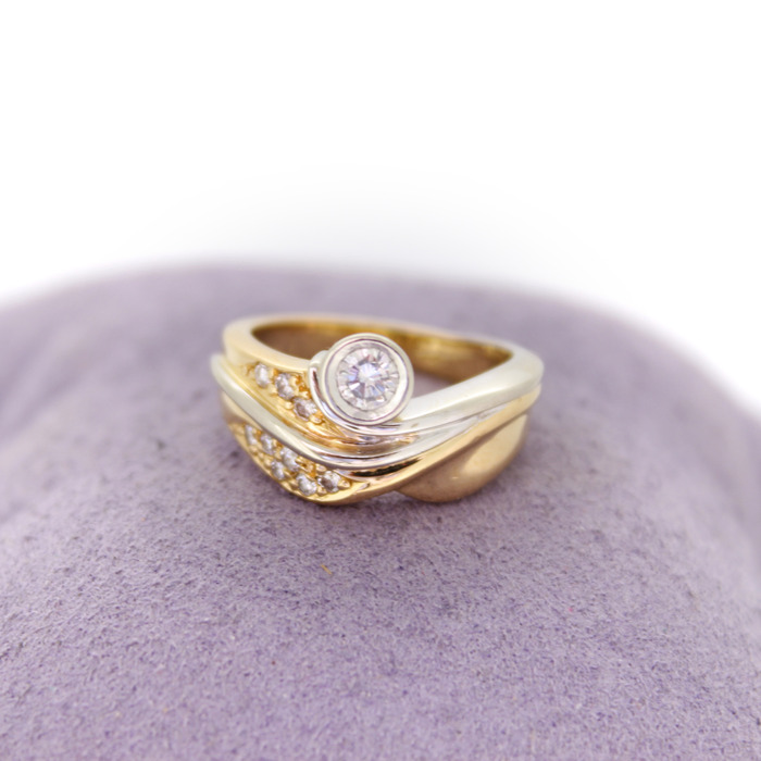 Ring Bicolor Wit Geelgoud 18 Karaat Briljanten Tweedehands 4498-3284 Juwelier Clem Vercammen.jpg