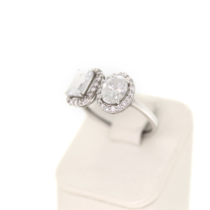 Ring 14 Karaat Witgoud Lab grown Diamonds Oval Emeralds Briljanten Tweedehands 4403-3287 Juwelier Clem Vercammen.jpg