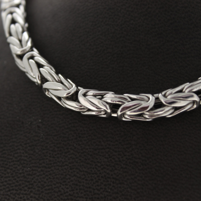 Collier Koningsschakel Witgoud 18 Karaat Tweedehands 4569-3288 Juwelier Clem Vercammen.jpg