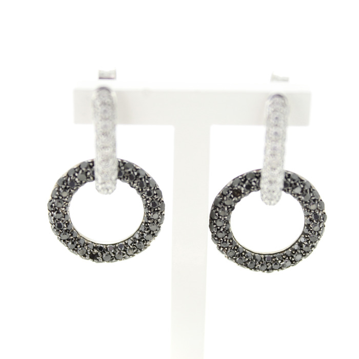 Oorbellen Witgoud 18 Karaat Briljanten 4883-3298 Tweedehands Juwelier Clem Vercammen.jpg