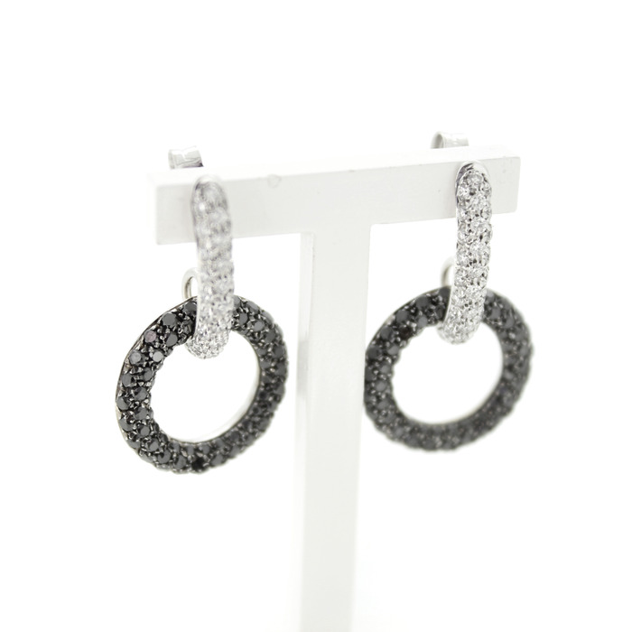 Oorbellen Witgoud 18 Karaat Briljanten 4883-3298 Tweedehands Juwelier Clem Vercammen.jpg