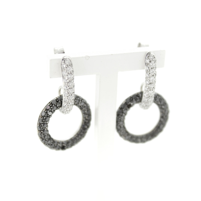 Oorbellen Witgoud 18 Karaat Briljanten 4883-3298 Tweedehands Juwelier Clem Vercammen.jpg