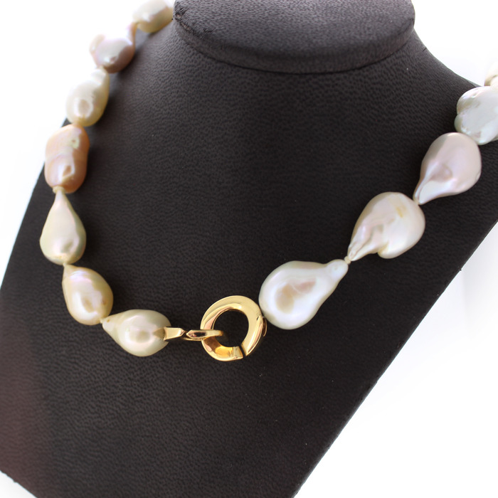 Parelcollier Geelgoud 18 Karaat Parels Tweedehands 4419-3294 Juwelier Clem Vercammen.jpg