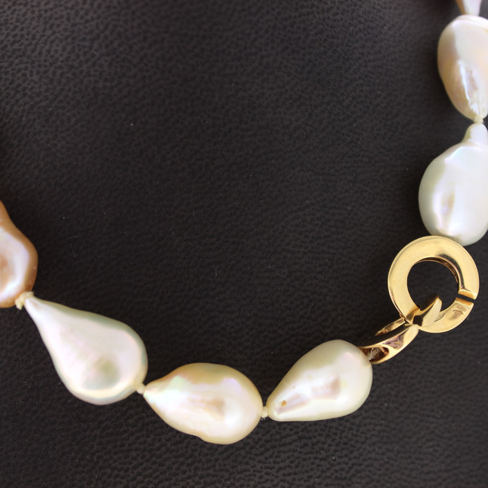 Parelcollier Geelgoud 18 Karaat Parels Tweedehands 4419-3294 Juwelier Clem Vercammen.jpg