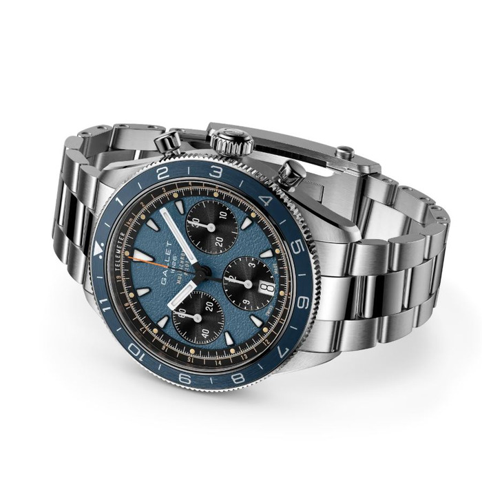 277982 01 Gallet Multichron Pilot Chronograph 42 AG2303171C1A1 Juwelier Clem Vercammen.jpg