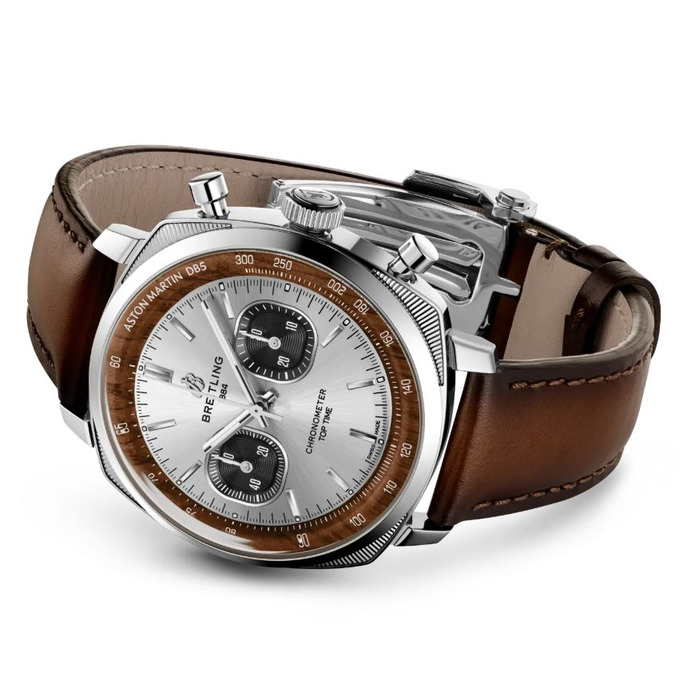 278115 01 Breitling Top Time B01 41 Aston Martin AB0178121G1X1 Juwelier Clem Vercammen.jpg