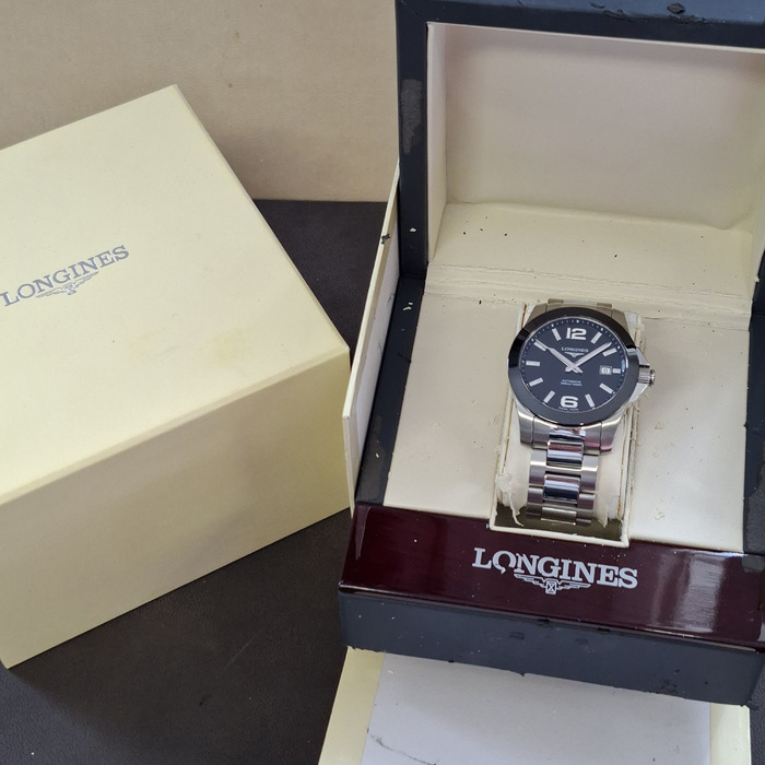 Longines Conquest L36574067 Tweedehands 5159-2134 Juwelier Clem Vercammen.jpg