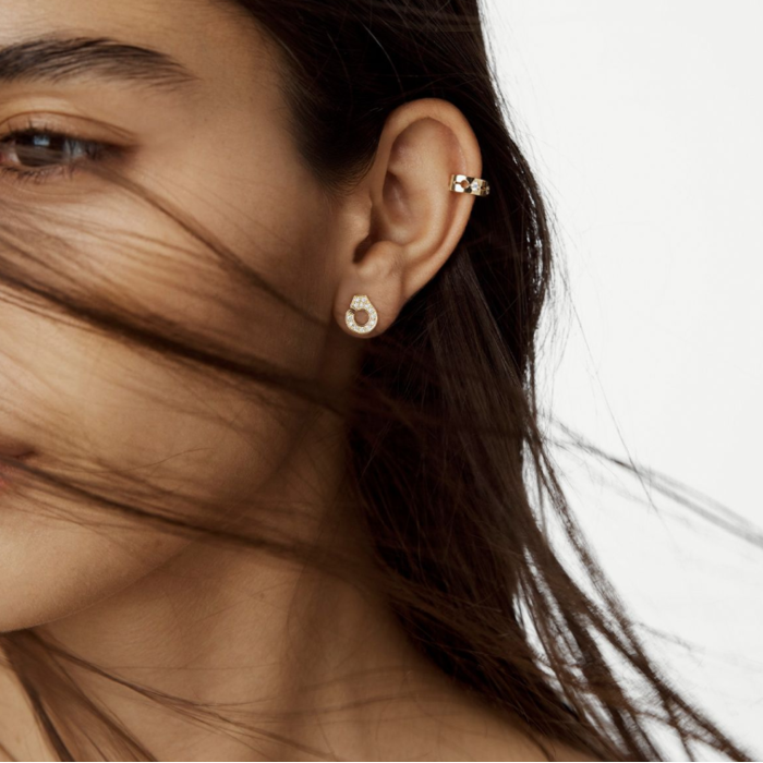 277175 01 Dinh Van Earrings Menottes 867321 Juwelier Clem Vercammen.png