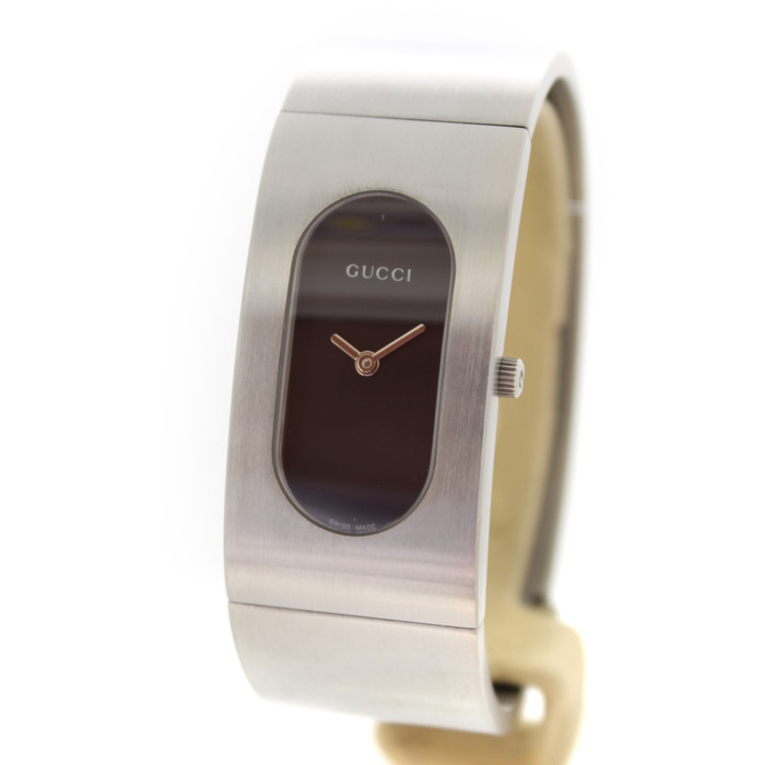 Gucci Vintage 2400L Quartz Tweedehands 4527-2137 Juwelier Clem Vercammen.jpg