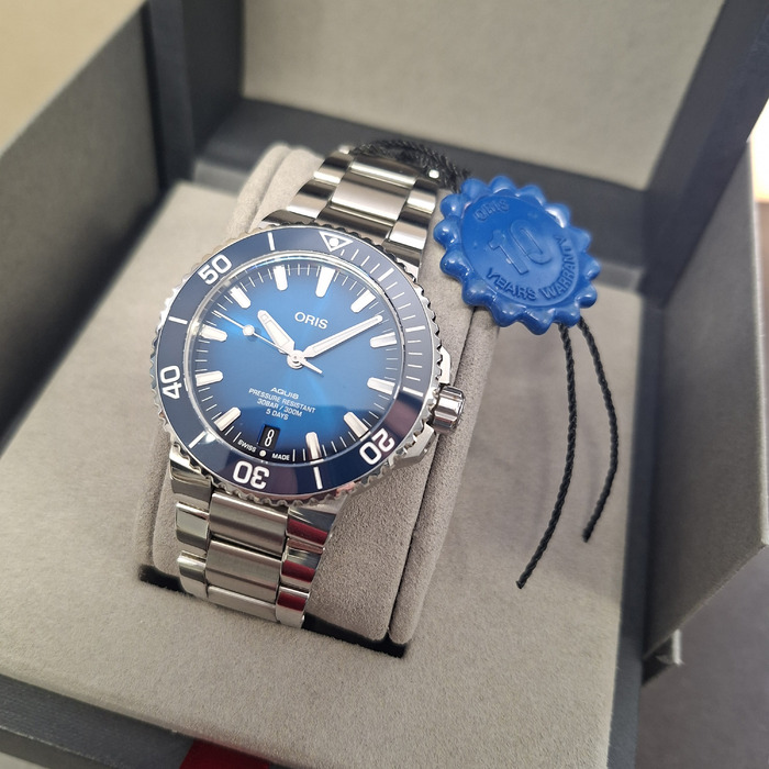 Oris Aquis Date 0140077634135-0782409PEB TWeedehands 5859-2139 Juwelier Clem Vercammen.jpg