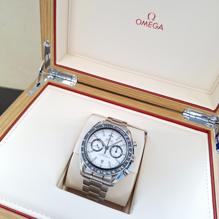 Omega Speedmaster Racing 32930445104001 Tweedehands 5104-2127 Juwelier Clem Vercammen.jpg