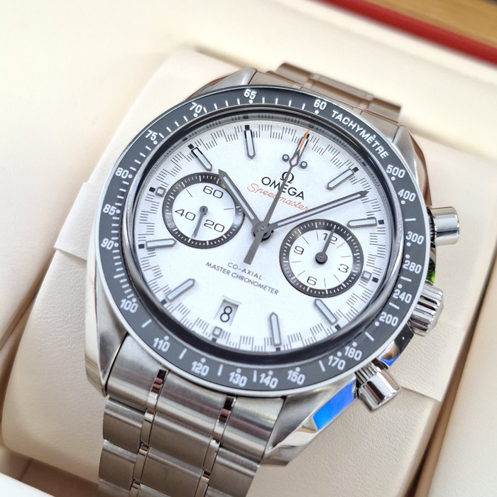 Omega Speedmaster Racing 32930445104001 Tweedehands 5104-2127 Juwelier Clem Vercammen.jpg