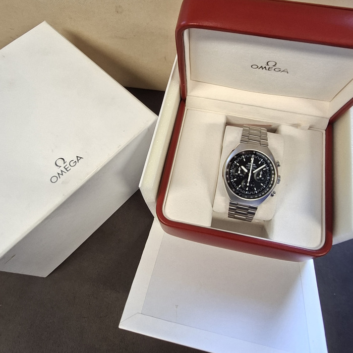 Omega Speedmaster Mark 2 32710435001001 Tweedehands 6116-2140 Juwelier Clem Vercammen.jpg