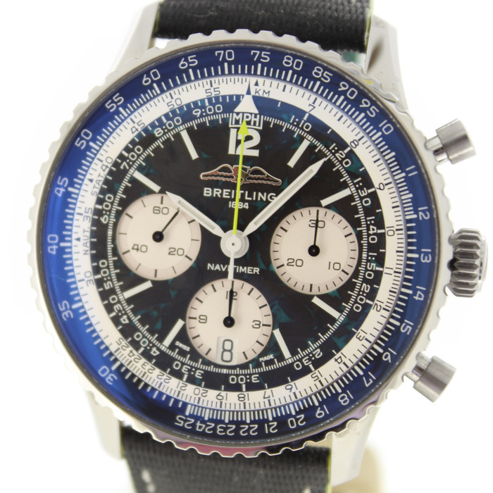 Breitling Navitimer Aston Martin Aramco Formula One Team Eb01381A1B1X1 Tweedehands 6110-2142 Juwelier Clem Vercammen.jpg