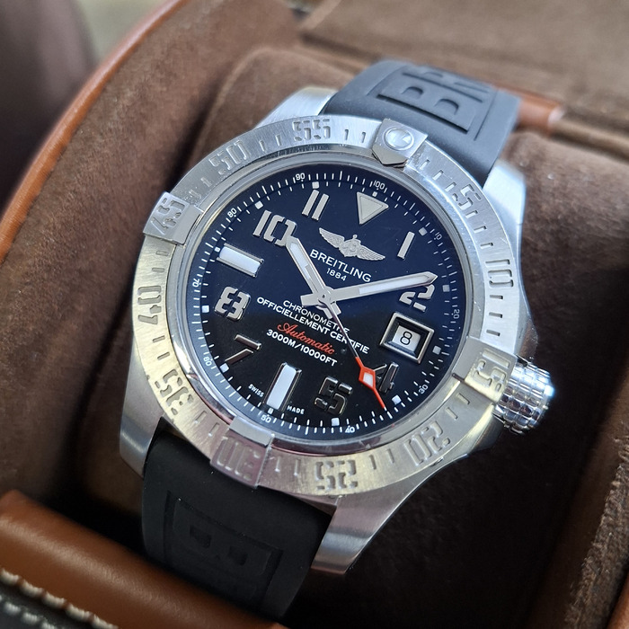 Breitling Avenger ll Seawolf A1733110BC31 Tweedehands 4888-2150 Juwelier Clem Vercammen.jpg