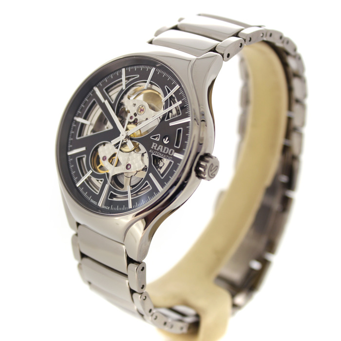 rado True Skeleton Open Heart R27510152 Tweedehands 5463-2151 Juwelier Clem Vercammen.jpg