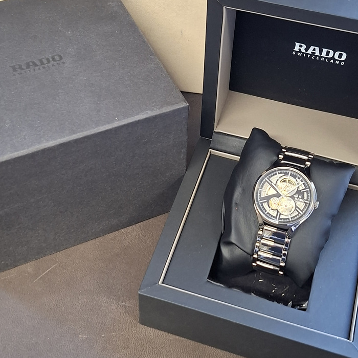 rado True Skeleton Open Heart R27510152 Tweedehands 5463-2151 Juwelier Clem Vercammen.jpg