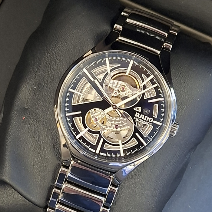 rado True Skeleton Open Heart R27510152 Tweedehands 5463-2151 Juwelier Clem Vercammen.jpg