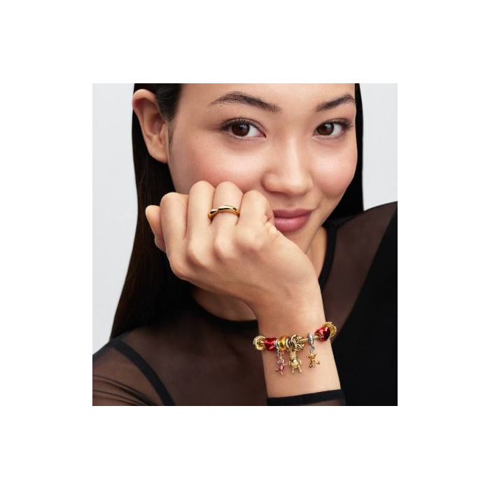 278851 01 Pandora Disney Pooh Hug Gold Plated Ring 165025C01 Juwelier Clem Vercammen.jpg