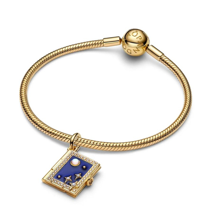 278877 01 Pandora Engravable Book 765049C01 Juwelier Clem Vercammen.jpg