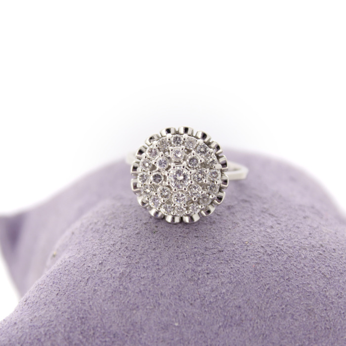 Entourage Ring Witgoud 18K Briljanten Tweedehands 6625-3362 Juwelier Clem Vercammen.jpg