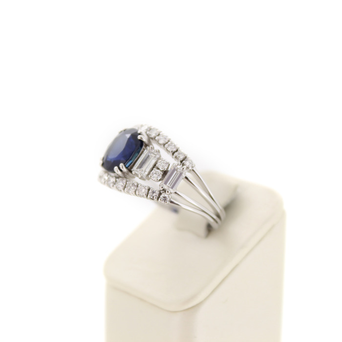 Ring Witgoud 18K Briljanten Baguetten Saffier Tweedehands 6542-3368 Juwelier Clem Vercammen.jpg