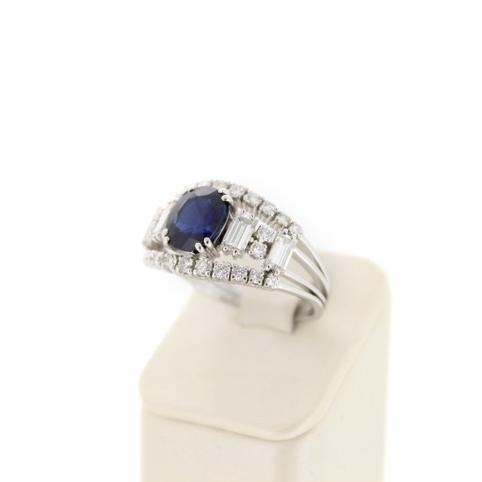 Ring Witgoud 18K Briljanten Baguetten Saffier Tweedehands 6542-3368 Juwelier Clem Vercammen.jpg