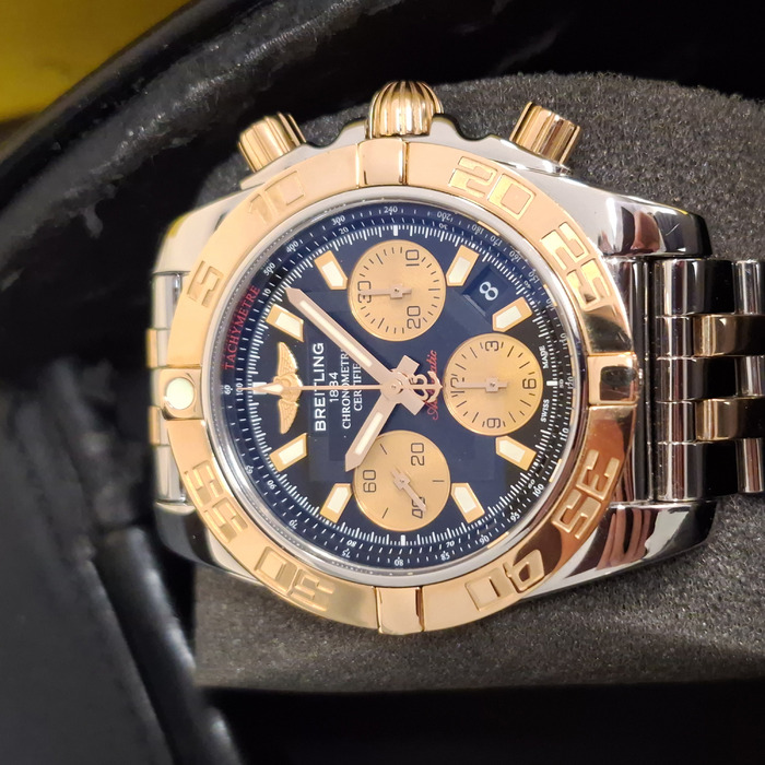 Breitling Chronomat CB014012BA53 Tweedehands 5747-2161 Juwelier Clem Vercammen.jpg