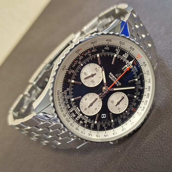 Breitling Navitimer B01 Chronograph AB0121211B1A1 Tweedehands 5466-2163 Juwelier Clem Vercammen-4.jpg