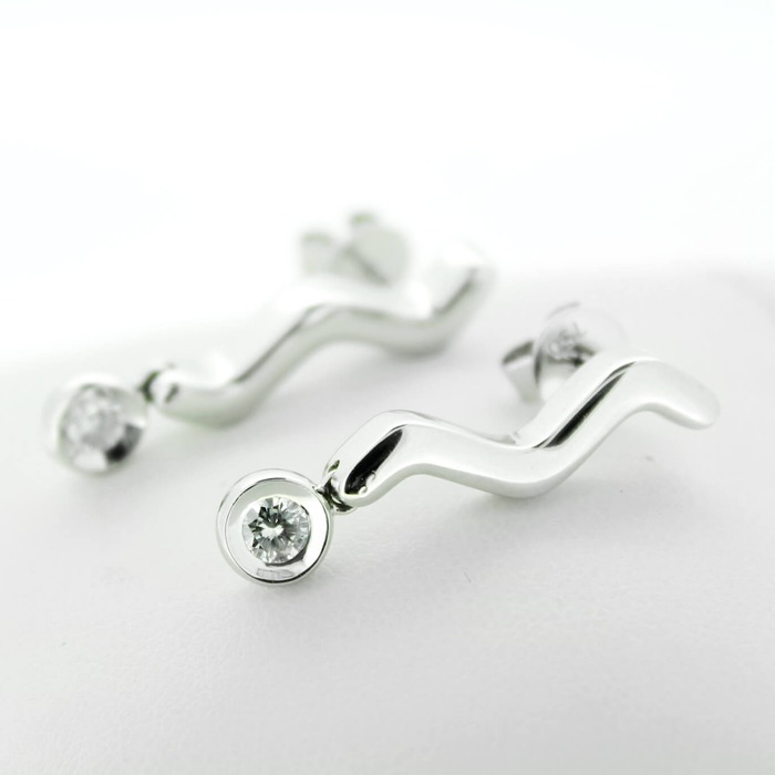 Oorbel_Tweedehands_Witgoud_18k_juwelier_Clem_Vercammen_29289_19_13.jpg
