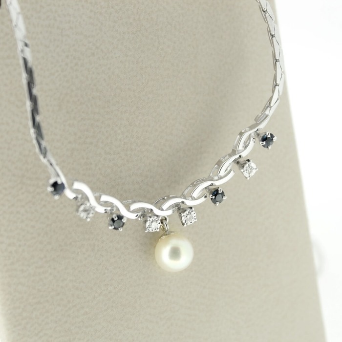 Collier_Tweedehands_Witgoud_18K_Dia_Saffier_juwelier_Clem_Vercammen_31493_2019_6.jpg