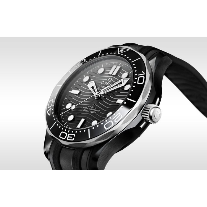 Omega_Seamaster_Diver_300m_Co-axial_Master_Chronometer_43-5_mm_21092442001001_juwelier_Clem_Vercammen_2019_7700_3.jpg
