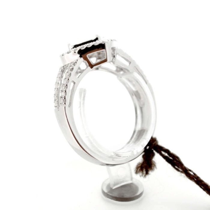 Hulchi_Belluni_Ring_94191WW_18K_Witgoud_Diamant_Princess_juwelier_Clem_Vercammen_4457_Outlet20_4.jpg