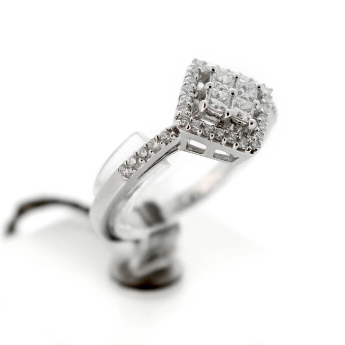 Hulchi_Belluni_Ring_94177WW_18K_Witgoud_Briljant_Princess_juwelier_Clem_Vercammen_3464_Outlet20_9.jpg