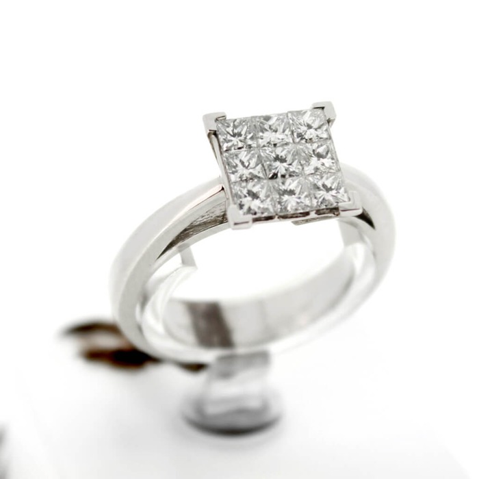 Hulchi_Belluni_Ring_91163SWW_18K_Witgoud_Princess_juwelier_Clem_Vercammen_4952_Outlet20_7.jpg
